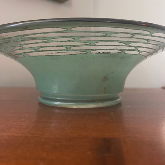 Unique Mid-century Glass Bowl with Green Design - Picture 7 of 9